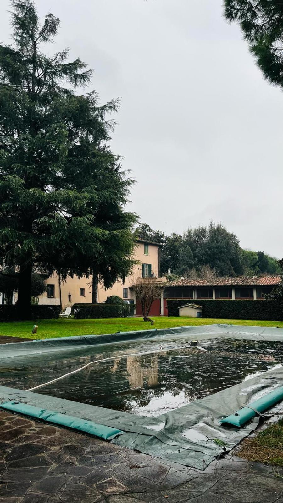 White House Apartment Brescia Exterior photo